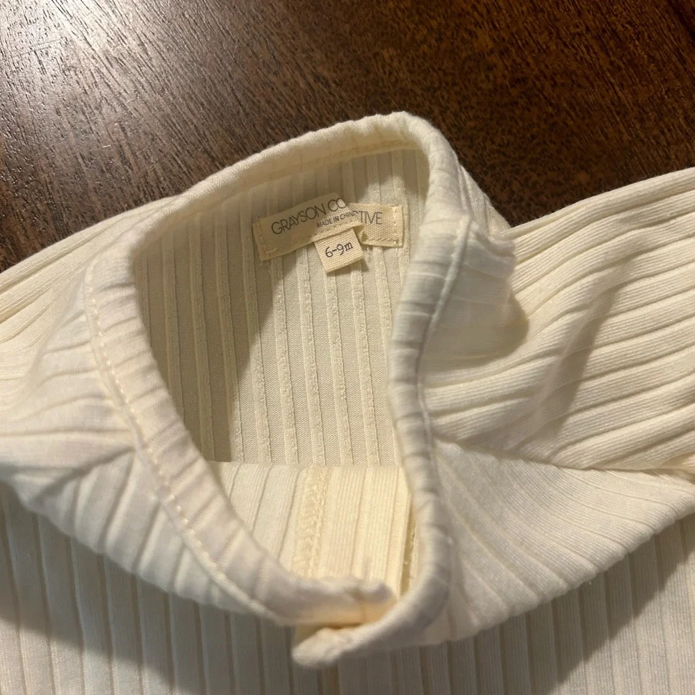 Grayson Collective Ribbed Romper - Picture 4 of 4